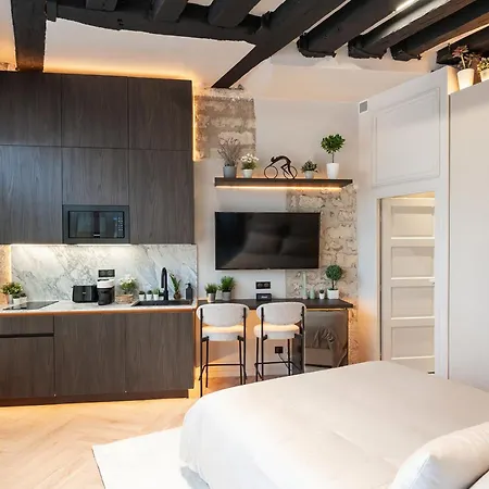 Saint-Louis Apartment - Luxury High End Renovated Apartment - Heart Of Le Marais - Hotel De Ville Paris Exterior photo
